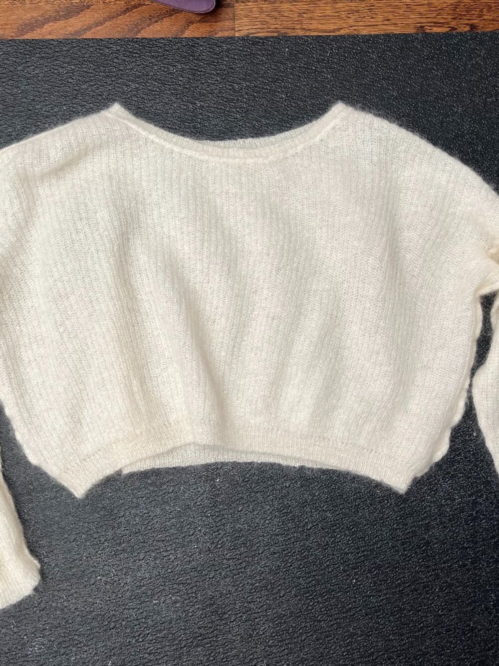 American Vintage Baby Alpaca Kid Mohair Fuzzy Cropped Sweater | M/L | Ivory